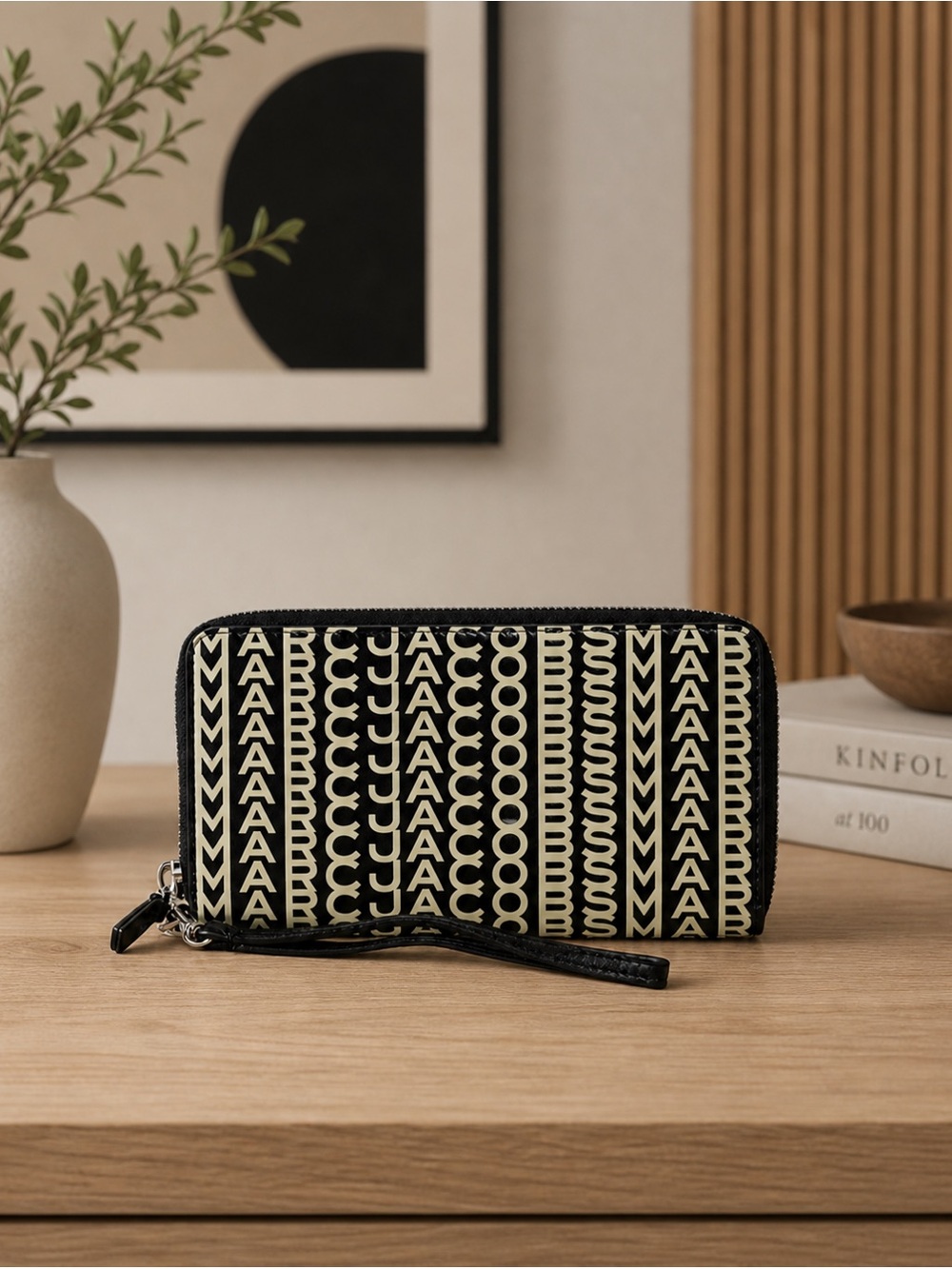 Marc Jacobs Continental Leather Wallet / Wristlet